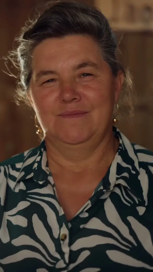 Mama Geta, zâmbind